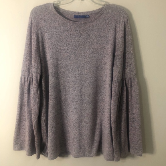 Apt. 9 Long Sleeve Bell Sleeve Top - Picture 8 of 8